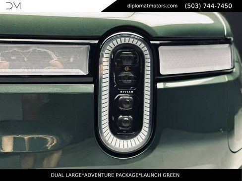 Used 2024 Rivian R1S Adventure AWD/4WD image 12
