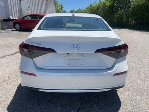 Certified 2025 Honda Civic LX image 4