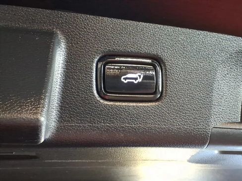 Used 2020 Kia Telluride SX w/ SX Prestige Package AWD/4WD image 7