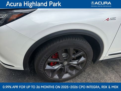 Used 2023 Acura MDX A-Spec image 2