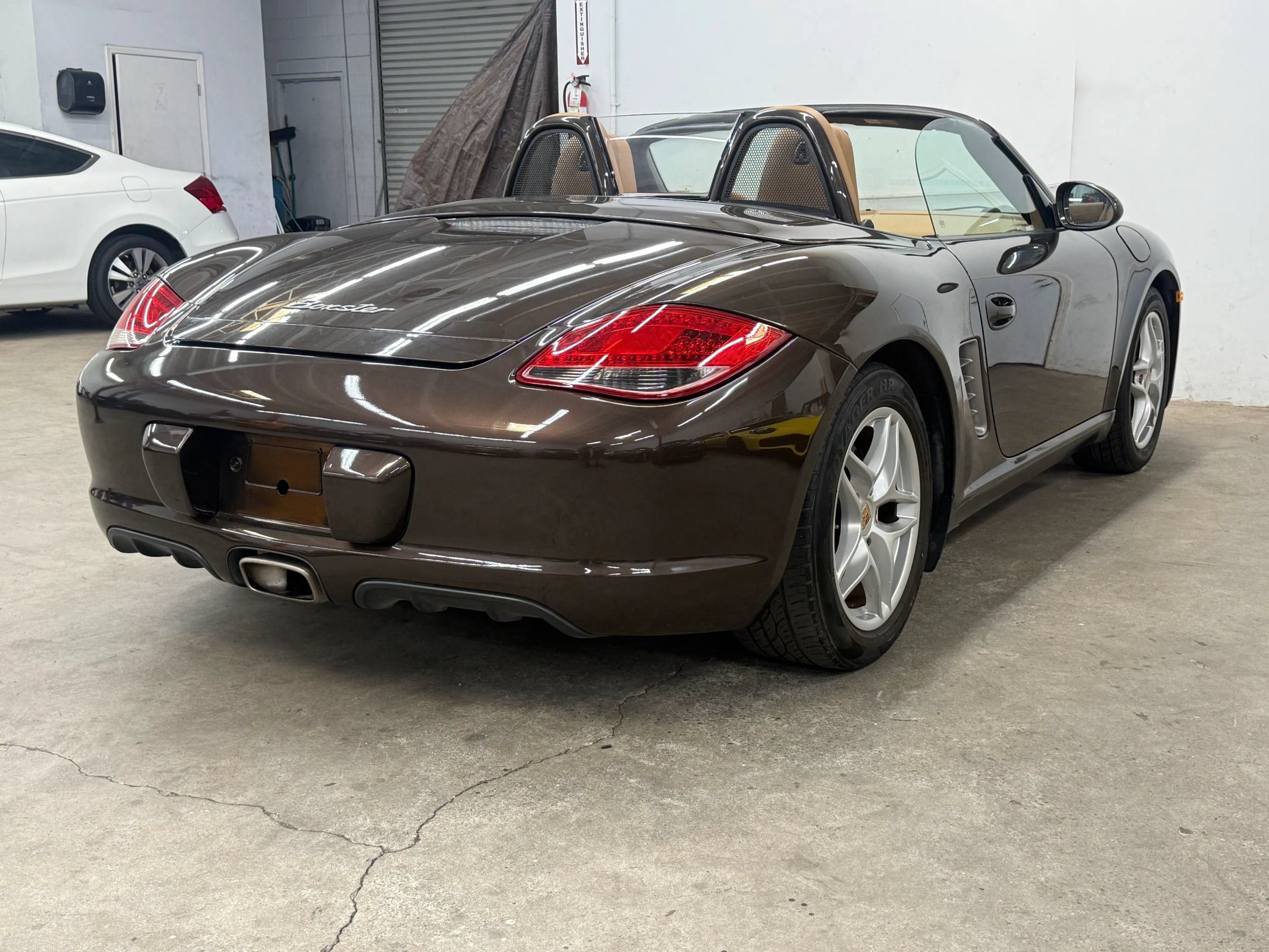 Used 2010 Porsche Boxster RWD image 5