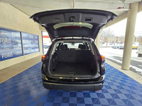 Used 2025 Nissan Rogue SV image 7