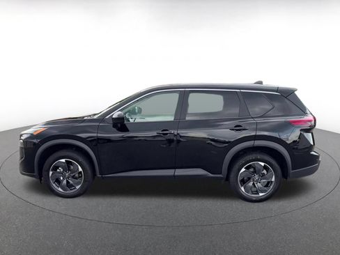 Used 2025 Nissan Rogue SV AWD/4WD image 9