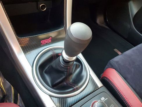 Used 2016 Subaru WRX STI image 25