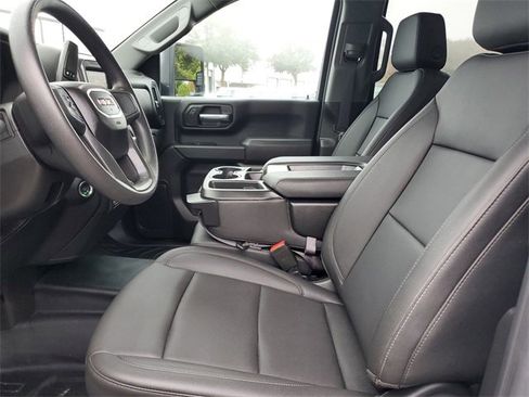 Used 2024 GMC Sierra 3500 Pro w/ Convenience Package image 18