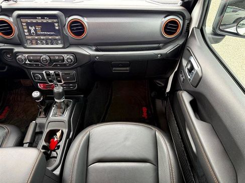 Used 2023 Jeep Gladiator Mojave w/ Trailer Tow Package image 17