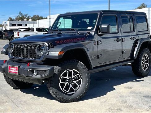 New 2025 Jeep Wrangler Unlimited Rubicon w/ Technology Group image 2