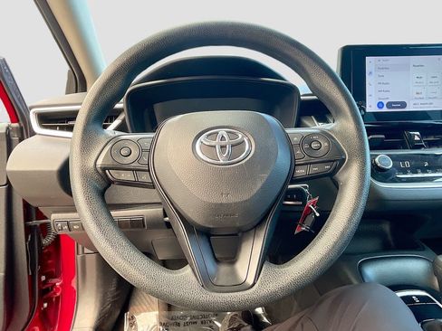 Used 2024 Toyota Corolla LE FWD image 11