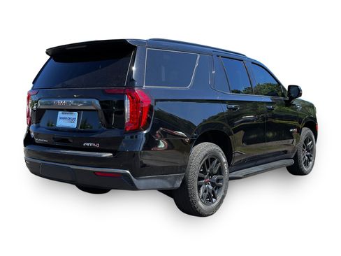 Used 2024 GMC Yukon AT4 w/ Technology Package AWD/4WD image 10