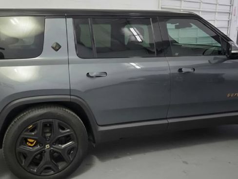 Used 2024 Rivian R1S Adventure AWD/4WD image 6