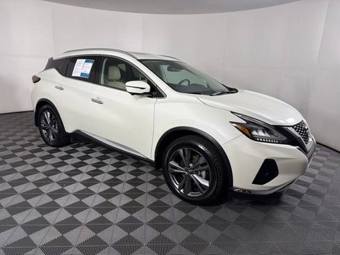 Used 2021 Nissan Murano Platinum w/ Cargo Package FWD image 12