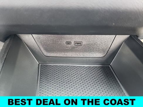 New 2026 Chevrolet Equinox LT w/ Convenience Package II FWD image 15