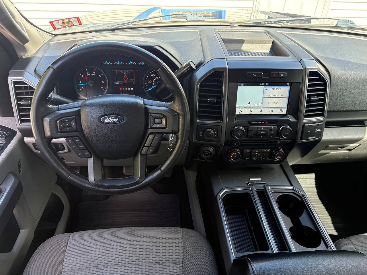 Used 2017 Ford F150 XLT w/ Equipment Group 302A Luxury AWD/4WD image 10