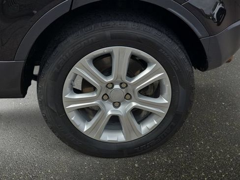 Used 2018 Land Rover Range Rover Evoque SE AWD/4WD image 36