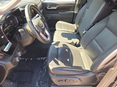 Used 2025 GMC Sierra 1500 SLT AWD/4WD image 10