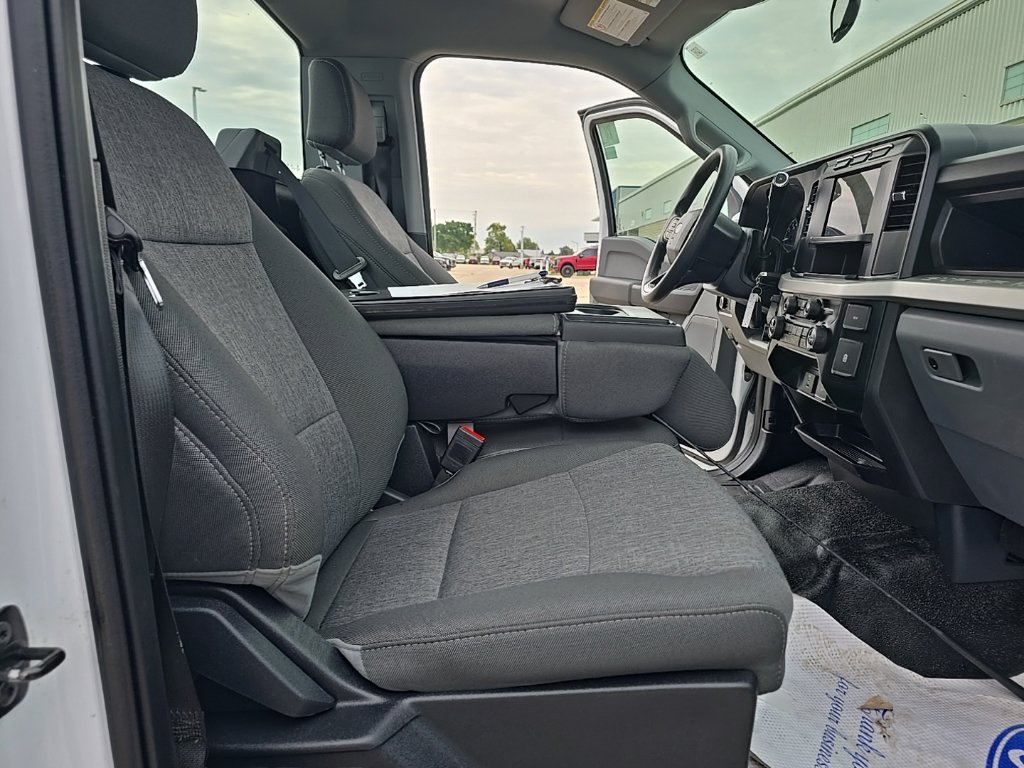 Used 2024 Ford F250 XL w/ XL Chrome Package AWD/4WD image 13