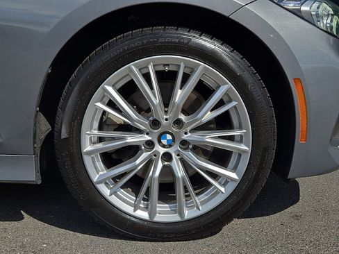 Used 2024 BMW 330i xDrive Sedan w/ Premium Package AWD/4WD image 8