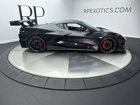 Used 2023 Chevrolet Corvette Stingray Premium Cpe w/ Z51 Performance Package RWD image 15