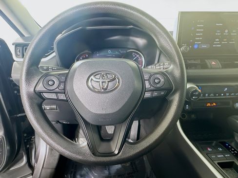 Used 2023 Toyota RAV4 XLE FWD image 15