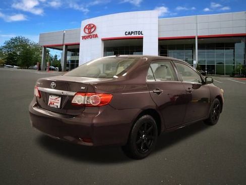 Used 2013 Toyota Corolla LE Special Edition image 2