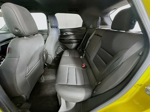 Used 2023 Chevrolet TrailBlazer RS AWD/4WD image 32