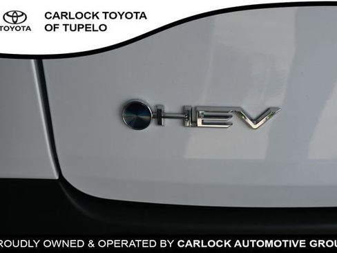 Used 2026 Toyota Sienna LE FWD image 38