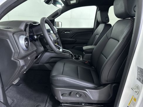 New 2025 Chevrolet Colorado LT w/ LT Convenience Package image 54