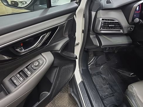 Used 2023 Subaru Outback Onyx Edition AWD/4WD image 28