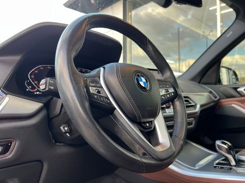 Used 2023 BMW X5 xDrive40i w/ Premium Package image 42