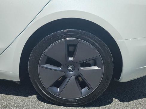 Used 2023 Tesla Model 3 Standard Range RWD image 18