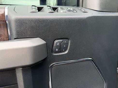 Used 2017 Ford F350 Platinum w/ Platinum Ultimate Package image 13