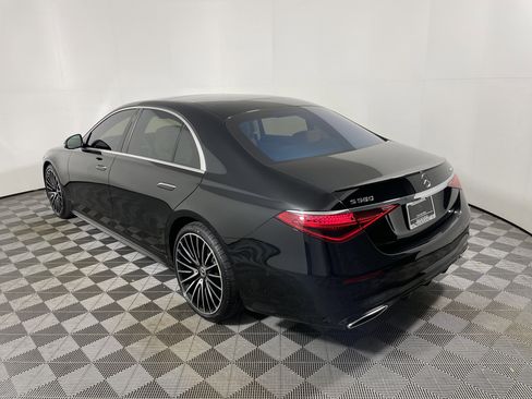Used 2021 Mercedes-Benz S 580 4MATIC Sedan image 3