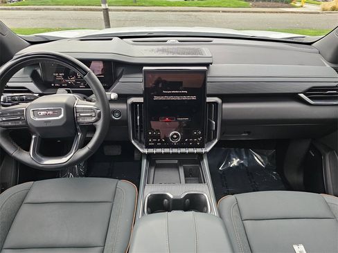 Used 2025 GMC Acadia AT4 w/ Super Cruise Package image 20