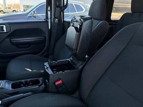 Used 2020 Jeep Wrangler Unlimited Sport S image 23