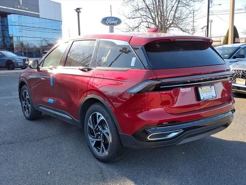 New 2026 Lincoln Nautilus Premier image 4