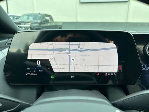 New 2026 Chevrolet Equinox EV LT image 16