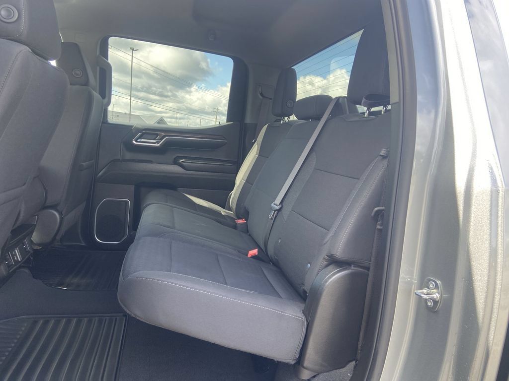 Certified 2024 Chevrolet Silverado 1500 RST w/ Z71 Off-Road Package AWD/4WD image 24