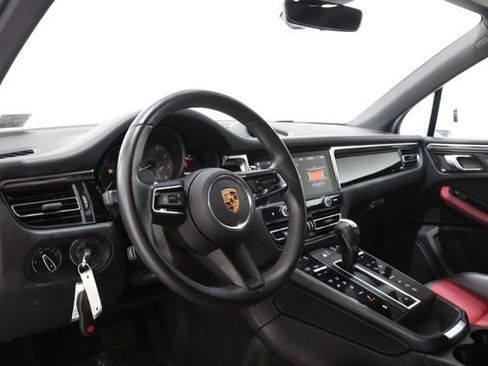 Used 2023 Porsche Macan S AWD/4WD image 15