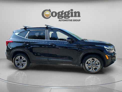 Used 2024 Kia Seltos S image 7