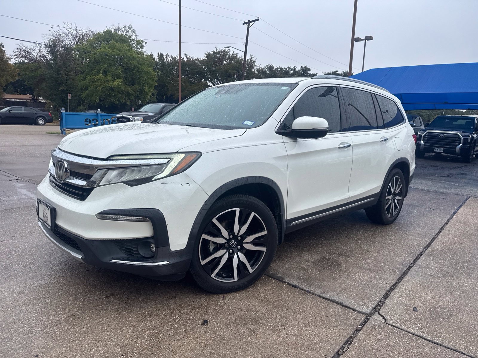 Used 2019 Honda Pilot Touring image 1