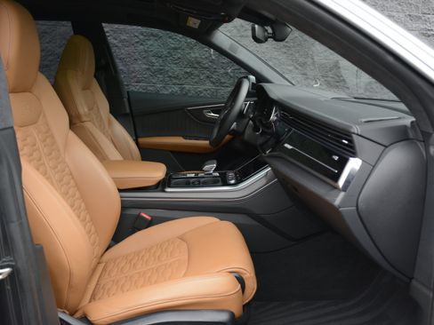 Used 2025 Audi RS Q8 performance AWD/4WD image 27