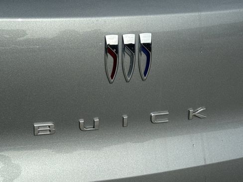 New 2025 Buick Encore GX Preferred image 11