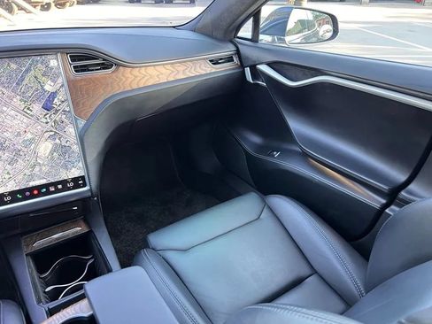 Used 2018 Tesla Model S 100D AWD/4WD image 39