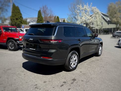 Used 2022 Jeep Grand Cherokee L Limited AWD/4WD image 8