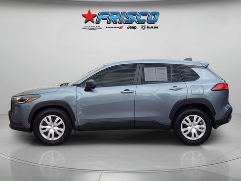 Used 2025 Toyota Corolla Cross L FWD image 4