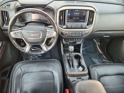 Used 2022 GMC Canyon Denali AWD/4WD image 9