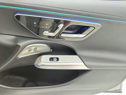Used 2024 Mercedes-Benz E 350 4MATIC Sedan image 23