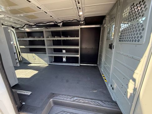 Used 2018 Ford Transit 250 148 Low Roof w/ Exterior Upgrade Package image 28