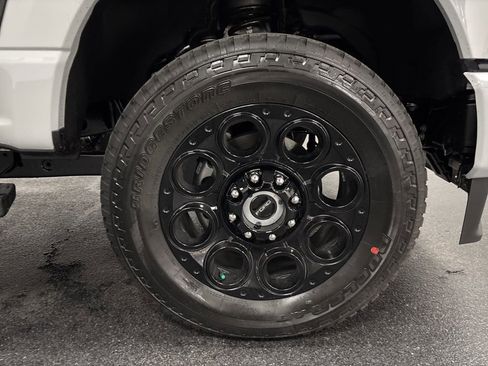 New 2026 Ford F350 Lariat w/ Black Appearance Package image 19