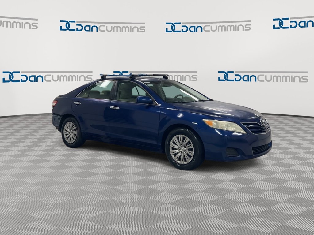 Used 2011 Toyota Camry LE w/ LE Extra-Value Pkg FWD image 2